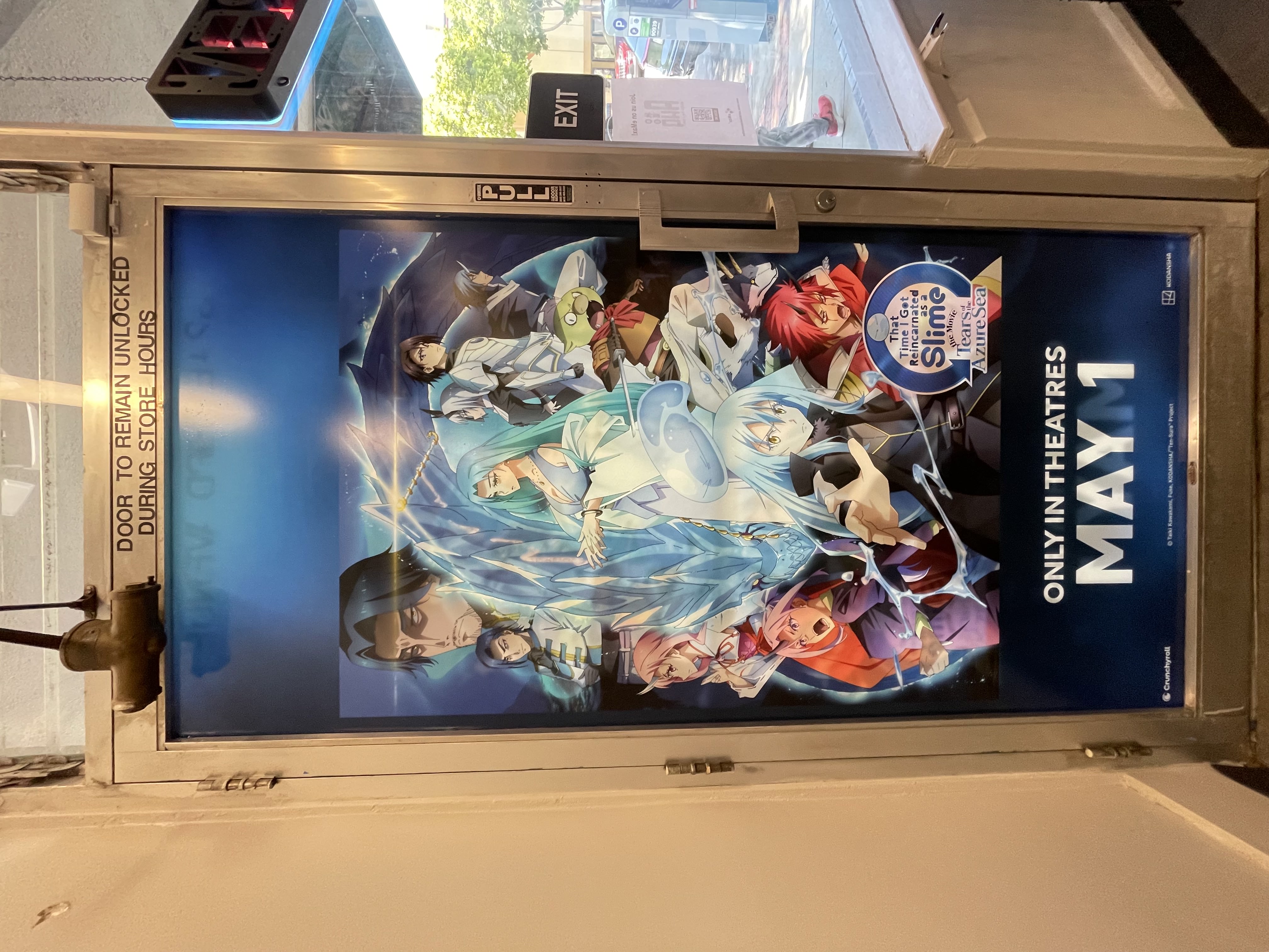 Akiba Hq Anime & Gundam Store X San Francisco - Vinyl Art - 1